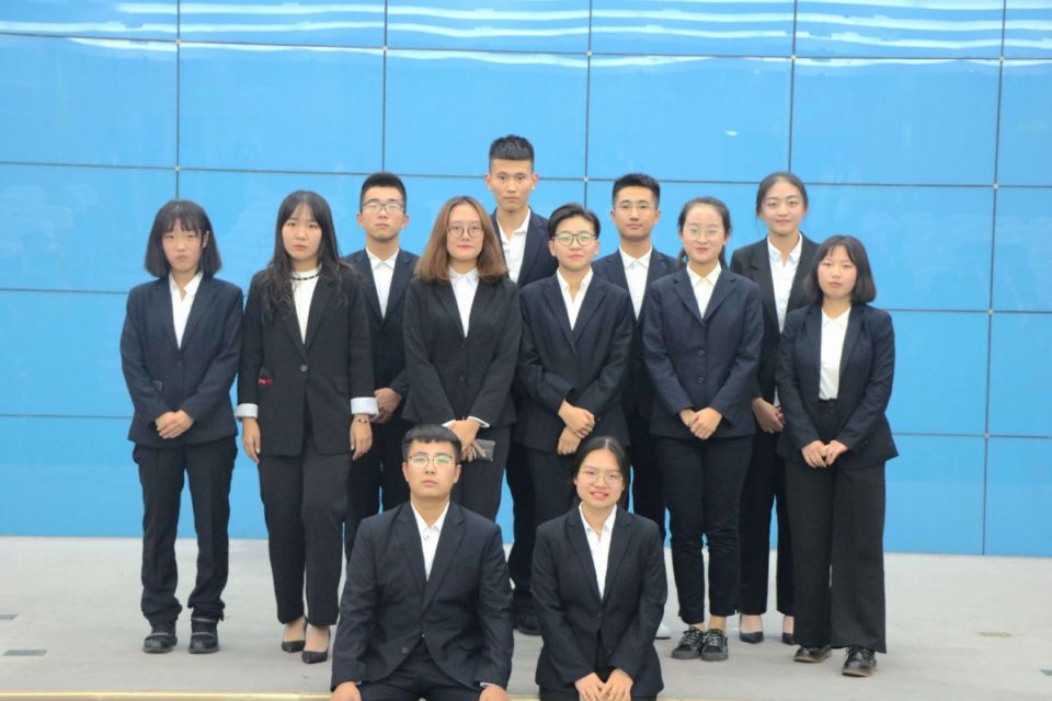 9115DF27E945C9BD12F59B57598F08C6